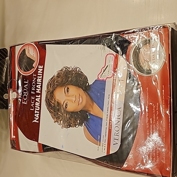 EQUAL LACE FRONT NATURAL HAIRLINE - Picture 9 of 10